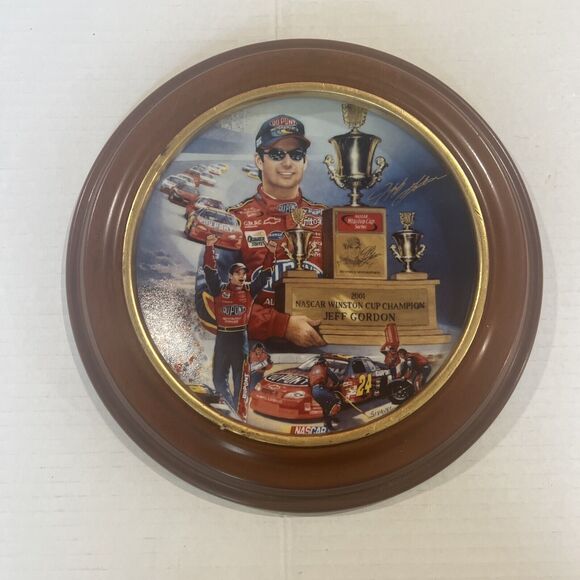 Vintage Jeff Gordon “4-Ever A Champion” collector plate, 9" detachable Frame - Picture 1 of 10